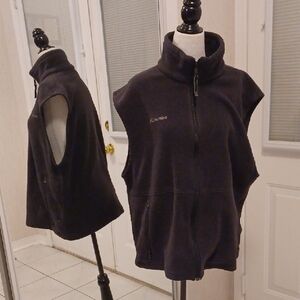 4/$80 Black Fleece Vest - Size XL